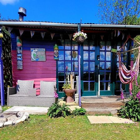 Treguth Glamping Unique Experience - Themed Huts Hotel Saint Day Buitenkant foto