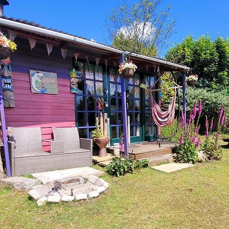 Treguth Glamping Unique Experience - Themed Huts Hotel Saint Day Buitenkant foto