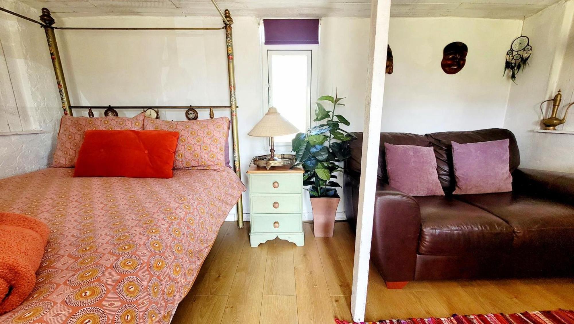 Treguth Glamping Unique Experience - Themed Huts Hotel Saint Day Buitenkant foto