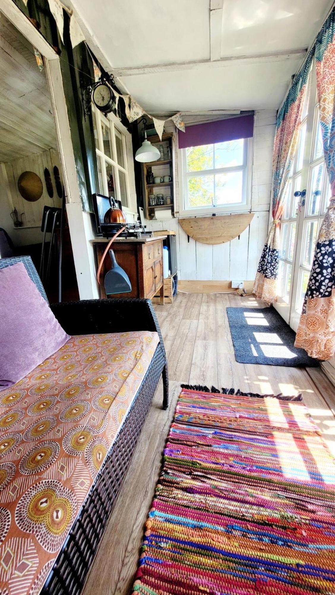 Treguth Glamping Unique Experience - Themed Huts Hotel Saint Day Buitenkant foto